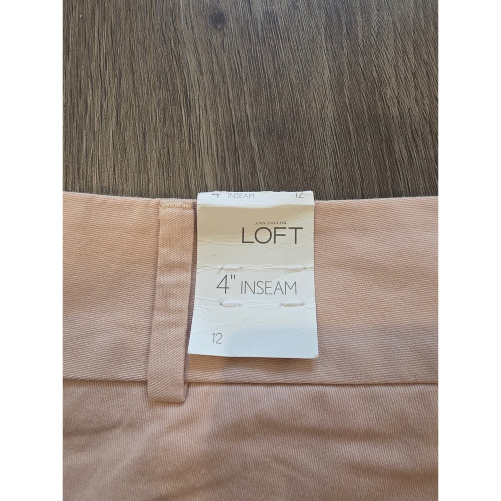 NWT Ann Taylor LOFT Women's Size 12 Light Pink Chino 4" Inseam Shorts - Picture 3 of 4